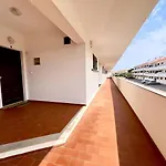 דירה Viva Viva Onda Baleal • Surf & A 5 Min A Pe פרל