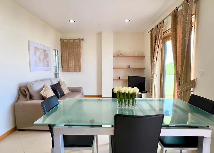 Viva Viva Onda Baleal • Surf&praia A 5 Min A Pé Ferrel (Leiria)