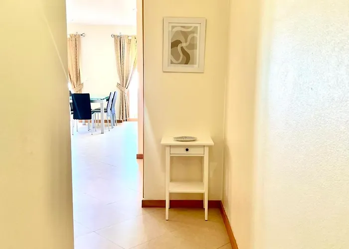 Viva Viva Onda Baleal • Surf&praia A 5 Min A Pé * Ferrel (Leiria)